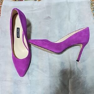Nine West Purple-Pink Suede Stiletto Heels Size 8 Never Worn Outside